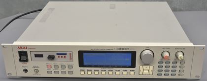 Akai-S3000XL